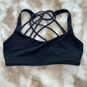 Lululemon sports bra
